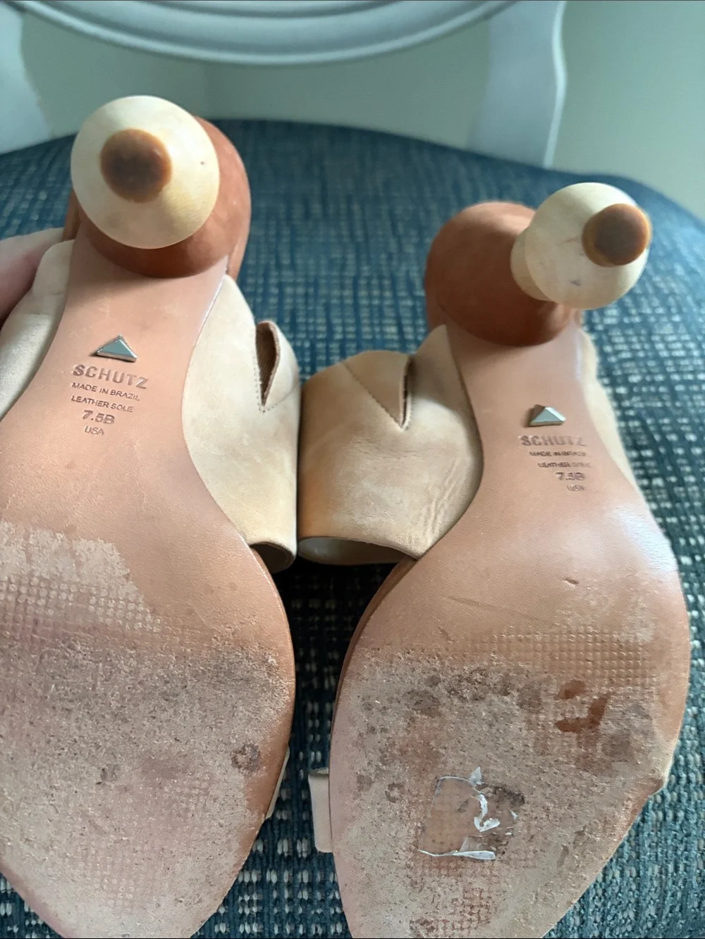 SCHUTZ chic mule